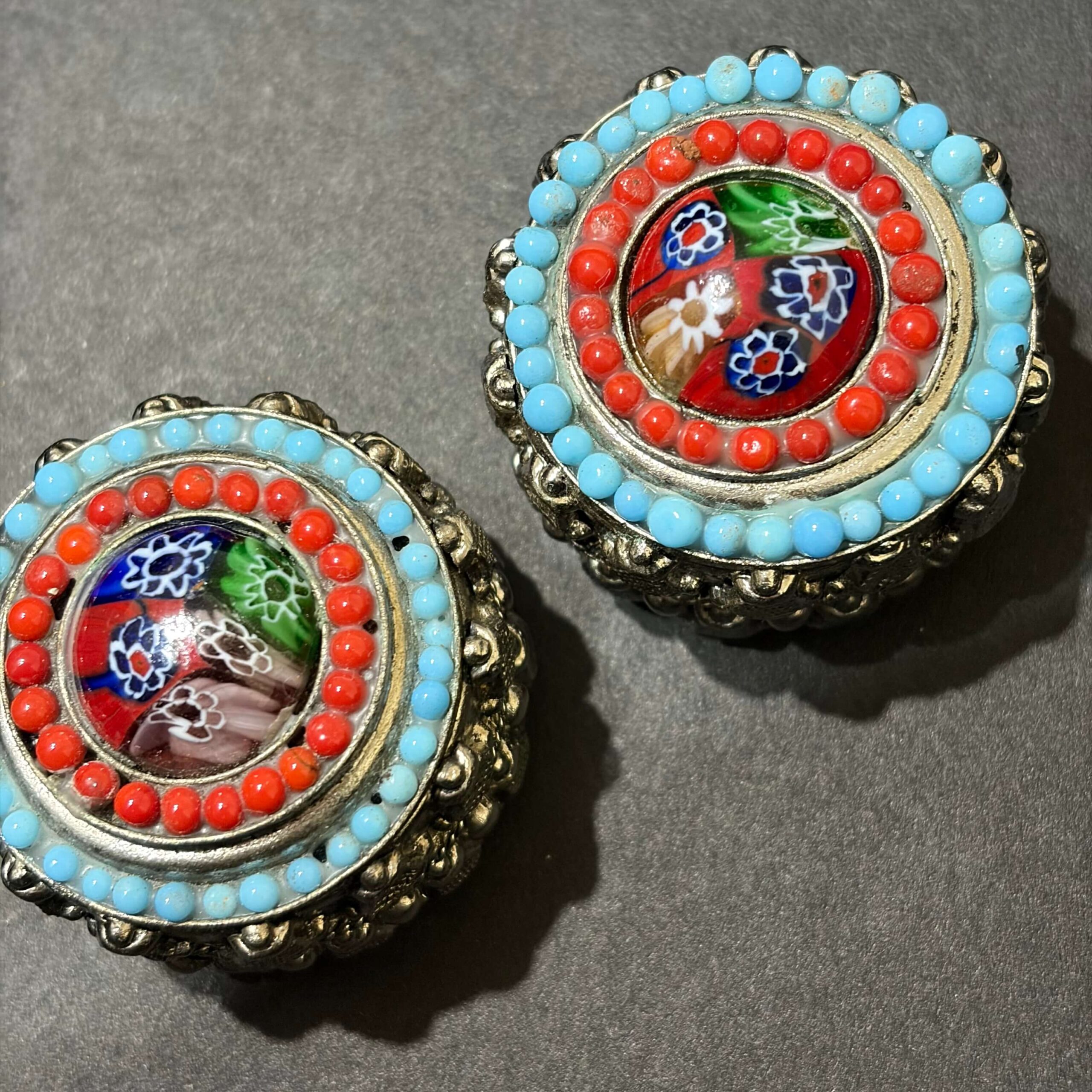 Pasidabruota maža  vintažinė papuošalų dėžutė 2vnt. - Image 3