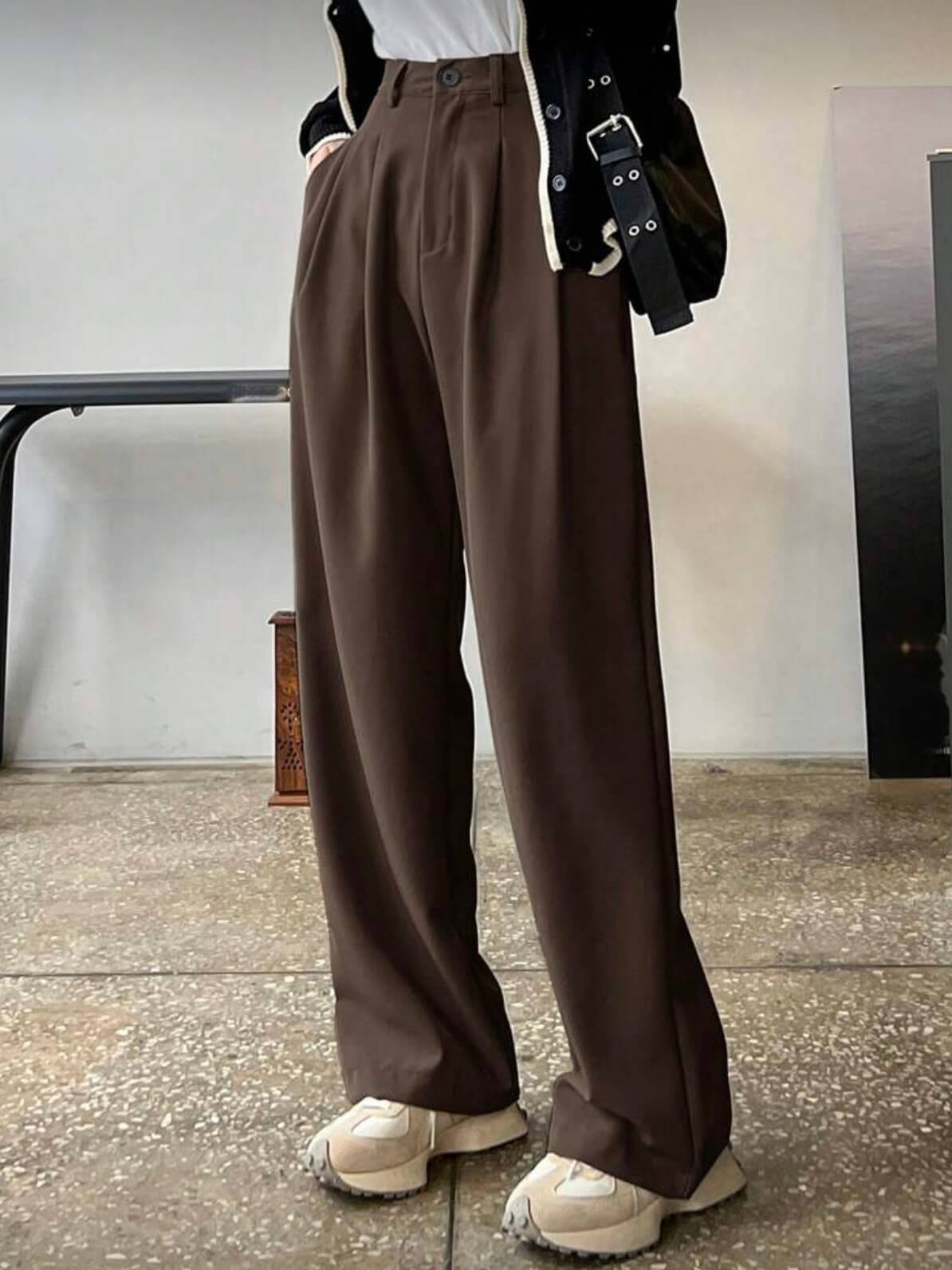 DAZY moteriškos šokoladinės rudos spalvos plačios kelnės