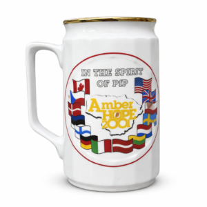 Amber Hope 2001 porcelianinis kolekcinis bokalas